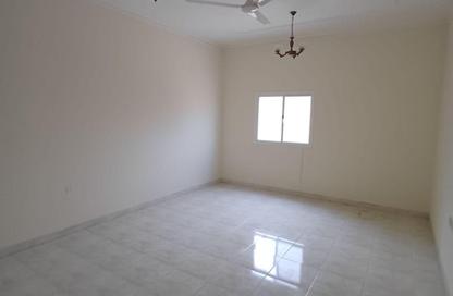 Apartment - 3 Bedrooms - 2 Bathrooms for rent in Arad - Muharraq Governorate