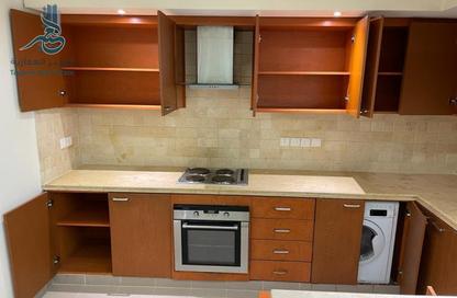 Apartment - 2 Bedrooms - 2 Bathrooms for rent in Zinj - Manama - Capital Governorate