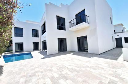 Compound - 4 Bedrooms - 5 Bathrooms for rent in Saar - Northern Governorate