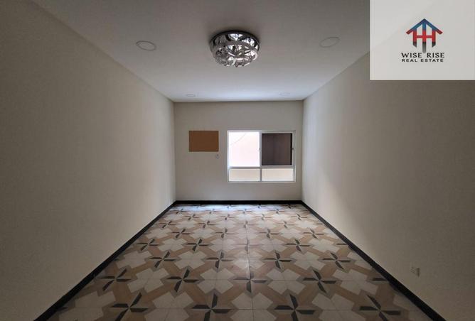 52169329 - Property Main Image