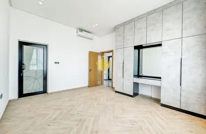 Apartment - 2 Bedrooms - 2 Bathrooms for rent in Segaya - Manama - Capital Governorate