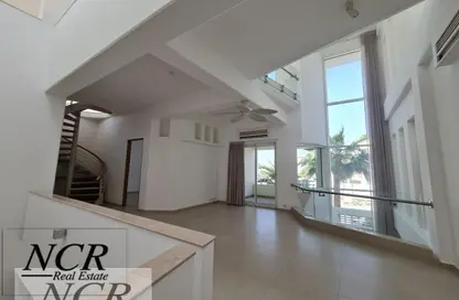 Villa - 4 Bedrooms - 4 Bathrooms for rent in Saar - Northern Governorate