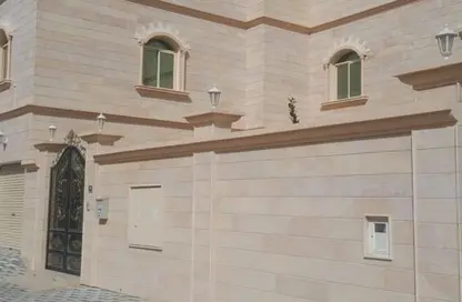 فيلا - 5 غرف نوم - 6 حمامات للايجار في مدينة حمد - المحافظة الشمالية