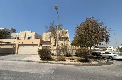 Villa - 4 Bedrooms - 3 Bathrooms for sale in Hamad Town - Northern Governorate