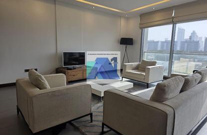 Apartment - 2 Bedrooms - 3 Bathrooms for rent in Reef Island - Capital Governorate