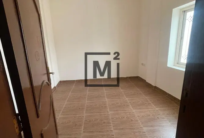993029 - Property Image 2