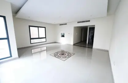 Apartment - 2 Bedrooms - 3 Bathrooms for rent in Hidd - Muharraq Governorate