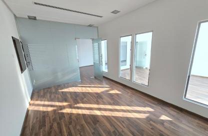 Office Space - Studio - 2 for rent in Seef - Capital Governorate