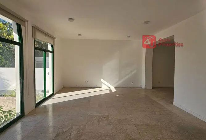 57761785 - Property Image 3