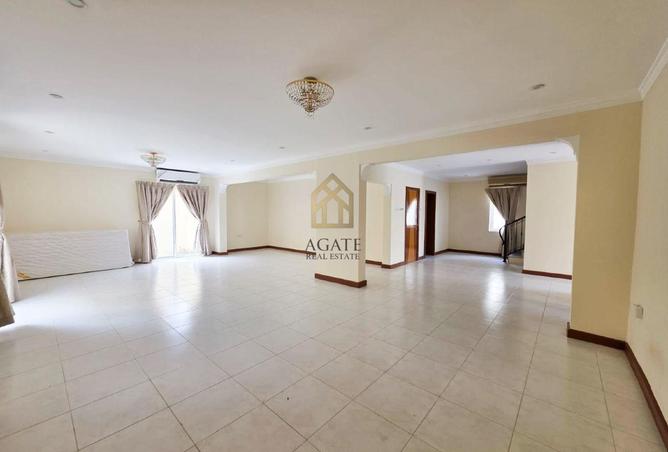 52570762 - صورة العقار 2