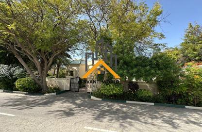 Compound - 5 Bedrooms - 6 Bathrooms for rent in Al Jasra - Northern Governorate