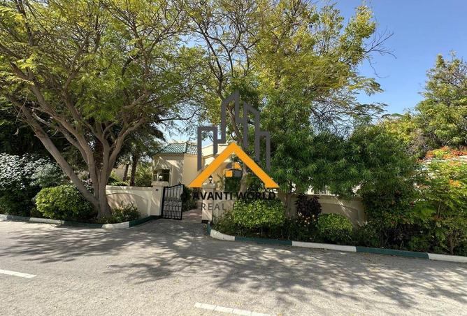 52275501 - Property Image 2