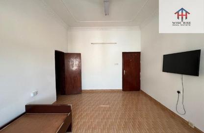 Apartment - Studio - 1 Bathroom for rent in Ras Rumman - Manama - Capital Governorate