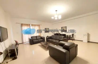 Apartment - 2 Bedrooms - 2 Bathrooms for rent in Al Juffair - Capital Governorate
