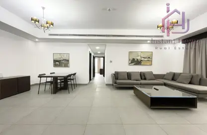 Apartment - 2 Bedrooms - 3 Bathrooms for rent in Al Juffair - Capital Governorate