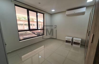 Apartment - 3 Bedrooms - 3 Bathrooms for rent in Maqabah - Northern Governorate