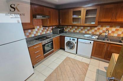 Apartment - 2 Bedrooms - 3 Bathrooms for rent in Abraj Al Lulu - Manama - Capital Governorate