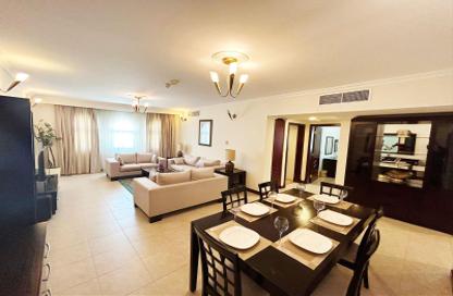 Apartment - 2 Bedrooms - 2 Bathrooms for rent in Busaiteen - Muharraq Governorate