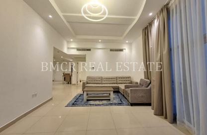 Apartment - 2 Bedrooms - 3 Bathrooms for rent in Zinj - Manama - Capital Governorate