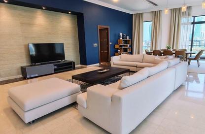 Apartment - 4 Bedrooms - 6 Bathrooms for rent in Reef Island - Capital Governorate