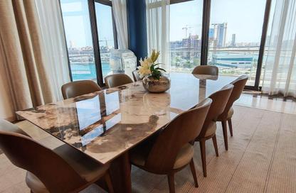 Apartment - 4 Bedrooms - 6 Bathrooms for rent in Reef Island - Capital Governorate