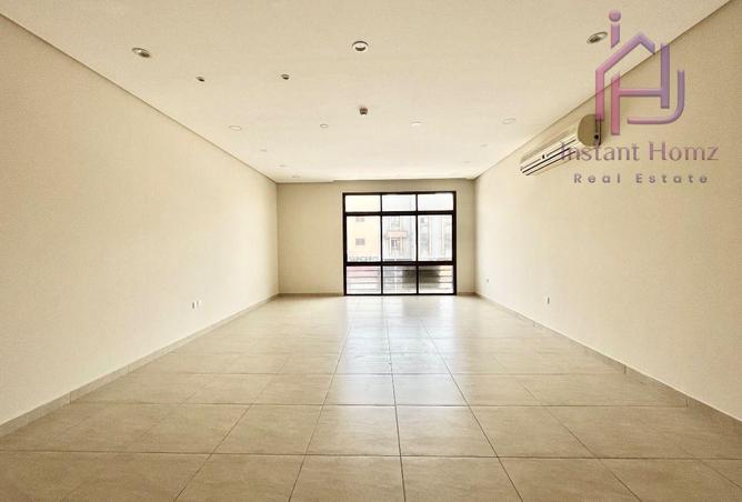 997543 - Property Image 2