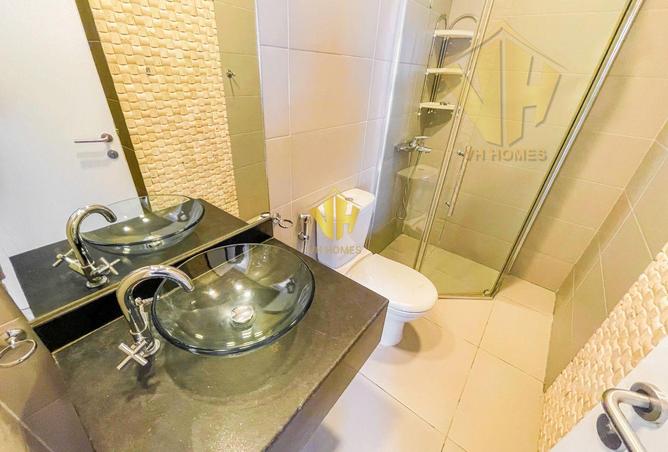 989295 - Property Image 2