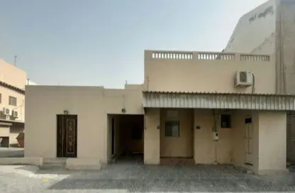 فيلا - 4 غرف نوم - 3 حمامات للبيع في مدينة عيسى - المحافظة الوسطى