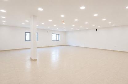 Office Space - Studio - 4 Bathrooms for rent in Salmabad - Central Governorate