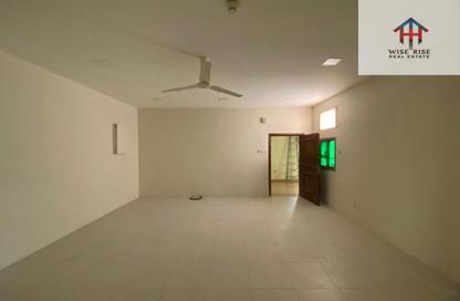 Apartment - 3 Bedrooms - 2 Bathrooms for rent in Sanad - Central Governorate