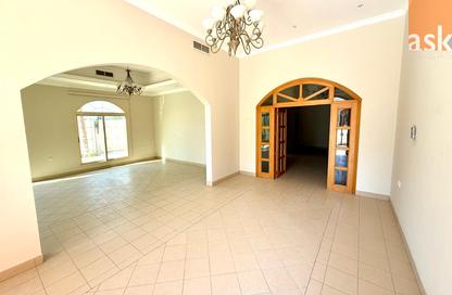 Villa - 4 Bedrooms - 6 Bathrooms for rent in Saar - Northern Governorate