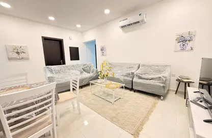Apartment - 2 Bedrooms - 2 Bathrooms for rent in Al Burhama - Manama - Capital Governorate