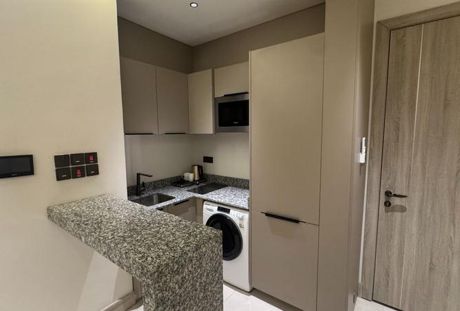 56422967 - Property Image 2