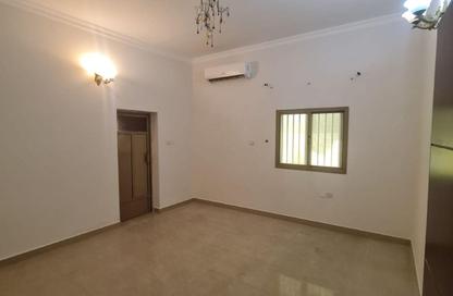 Apartment - 3 Bedrooms - 2 Bathrooms for rent in Jid Ali - Central Governorate