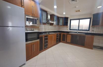 Apartment - 2 - 3 for rent in Al Juffair - Capital Governorate