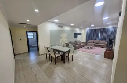 Apartment - 2 Bedrooms - 2 Bathrooms for rent in Busaiteen - Muharraq Governorate