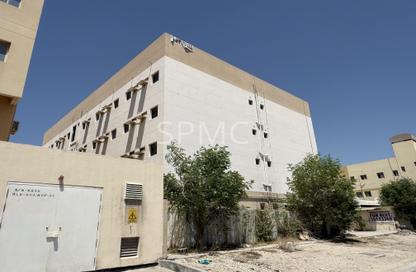 عمارة بالكامل - 8 غرف نوم - 8 حمامات للايجار في سترة - المحافظة الوسطى عمارة بالكامل - 8 غرف نوم - 8 حمامات للايجار في سترة - المحافظة الوسطى