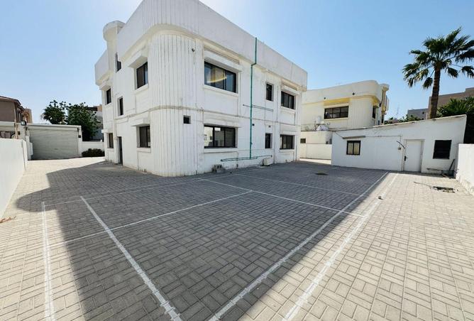 54370563 - Property Image 2