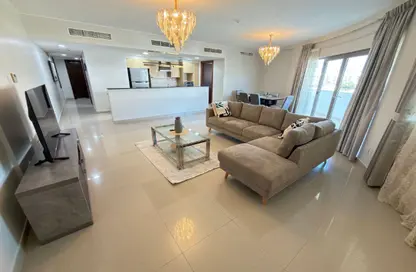 Apartment - 2 Bedrooms - 2 Bathrooms for sale in Tala Island - Amwaj Islands - Muharraq Governorate