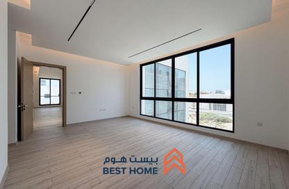 Villa - 5 - 6 for sale in Al Qurayyah - Northern Governorate Villa - 5 - 6 for sale in Al Qurayyah - Northern Governorate