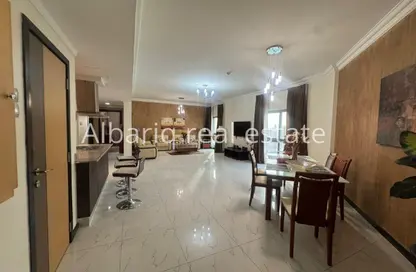 Apartment - 2 Bedrooms - 3 Bathrooms for rent in Al Juffair - Capital Governorate