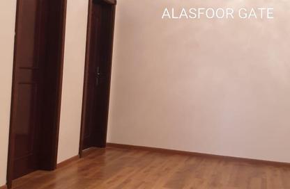 Apartment - 2 Bedrooms - 2 Bathrooms for rent in Karbabad - Manama - Capital Governorate