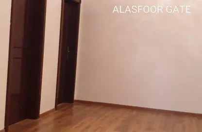 Apartment - 2 Bedrooms - 2 Bathrooms for rent in Karbabad - Manama - Capital Governorate