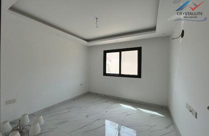 Apartment - 3 Bedrooms - 2 Bathrooms for rent in Hidd - Muharraq Governorate