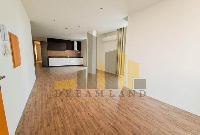 56611396 - Property Image 2