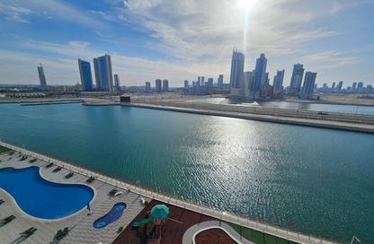 Apartment - 2 Bedrooms - 3 Bathrooms for rent in Reef Island - Capital Governorate Apartment - 2 Bedrooms - 3 Bathrooms for rent in Reef Island - Capital Governorate