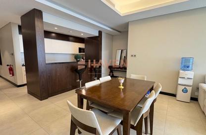 Apartment - 2 Bedrooms - 3 Bathrooms for rent in Al Juffair - Capital Governorate