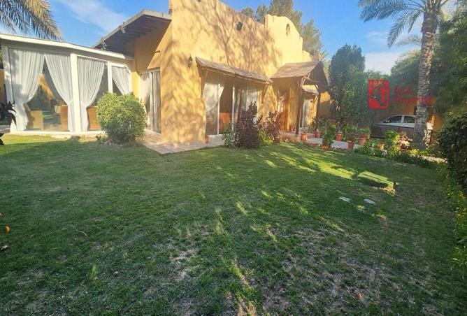 52354818 - Property Image 2