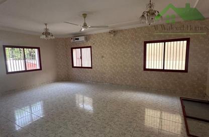 Villa - 4 Bedrooms - 5 Bathrooms for rent in Alhajiyat - Riffa - Southern Governorate