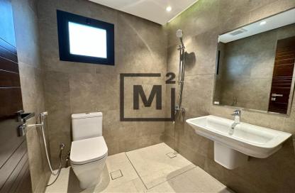 Villa - 4 Bedrooms - 5 Bathrooms for rent in Busaiteen - Muharraq Governorate Villa - 4 Bedrooms - 5 Bathrooms for rent in Busaiteen - Muharraq Governorate